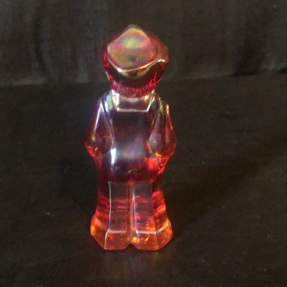 Carnival glass boy in overalls 4” marked “H” and 8 excellent VTG condition - Picture 4 of 8